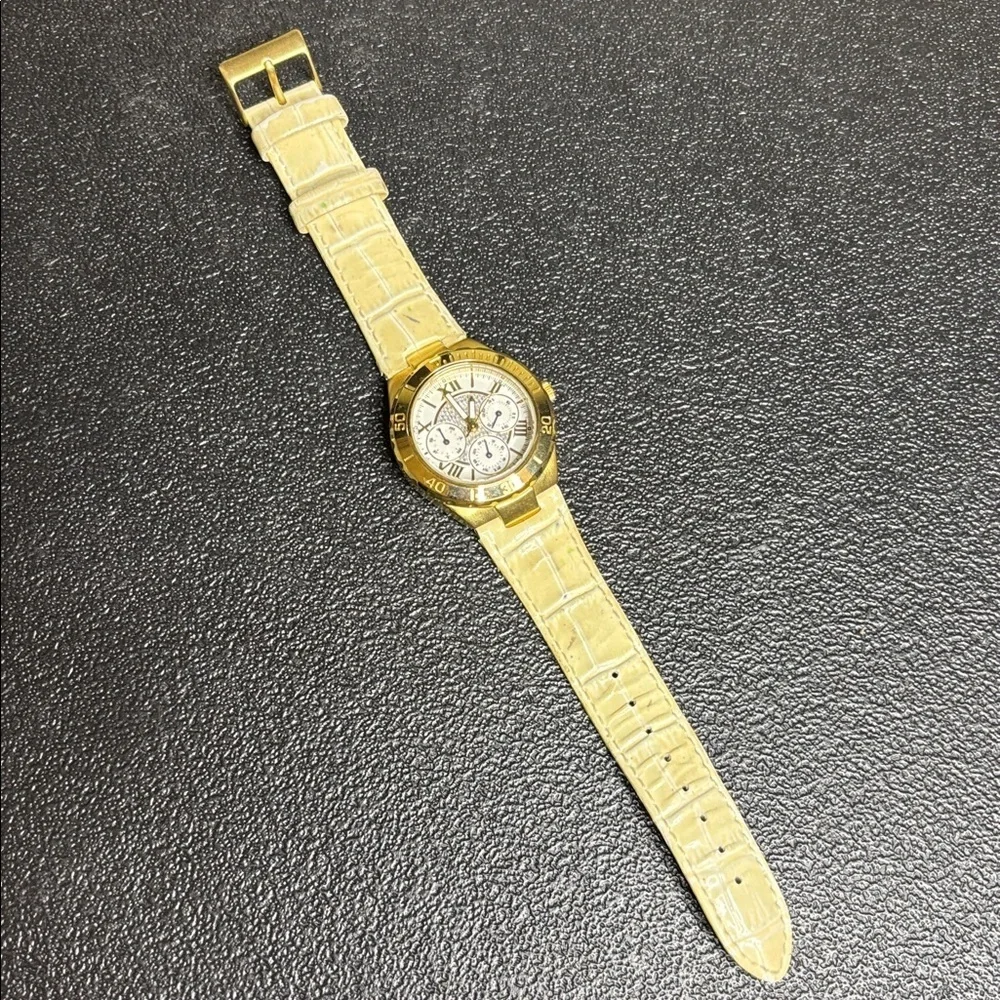 Guess regular wear